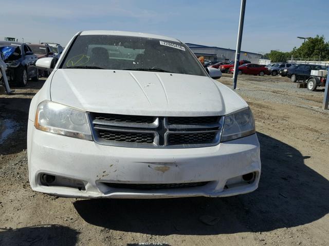 1B3BD1FG9BN586390 - 2011 DODGE AVENGER MA WHITE photo 9