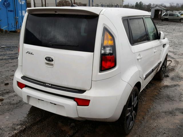 KNDJT2A24B7729653 - 2011 KIA SOUL + WHITE photo 4