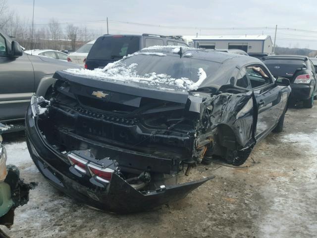 2G1FE1EV5A9214486 - 2010 CHEVROLET CAMARO LS BLACK photo 4