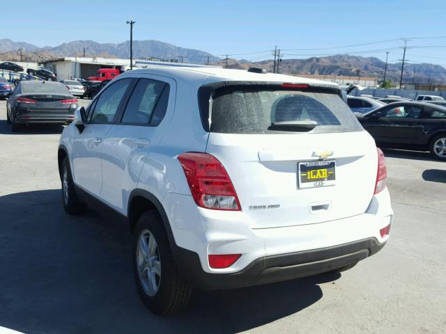 KL7CJNSB4HB172504 - 2017 CHEVROLET TRAX LS WHITE photo 3