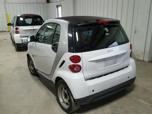 WMEEJ3BA3FK800168 - 2015 SMART FORTWO PUR TWO TONE photo 3