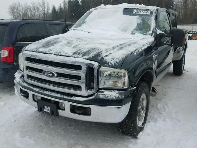 1FTWW31PX6EC65171 - 2006 FORD F350 SRW S GREEN photo 2