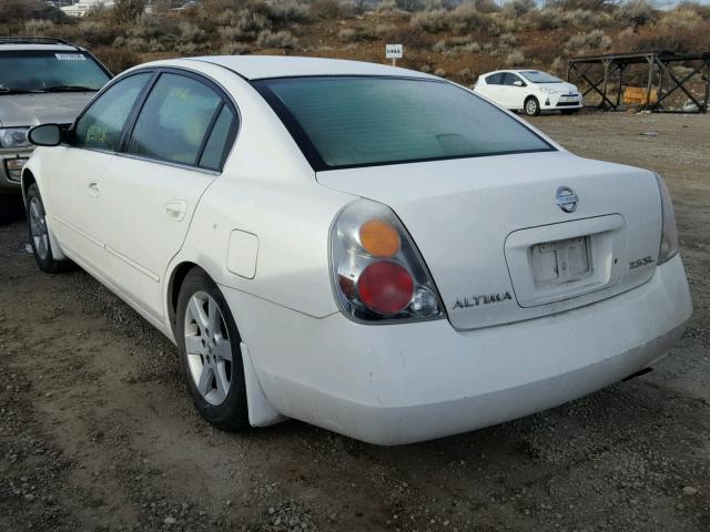 1N4AL11E82C244921 - 2002 NISSAN ALTIMA BAS WHITE photo 3