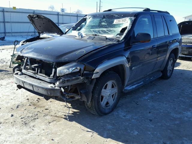 1GNDT13S622347388 - 2002 CHEVROLET TRAILBLAZE BLACK photo 2