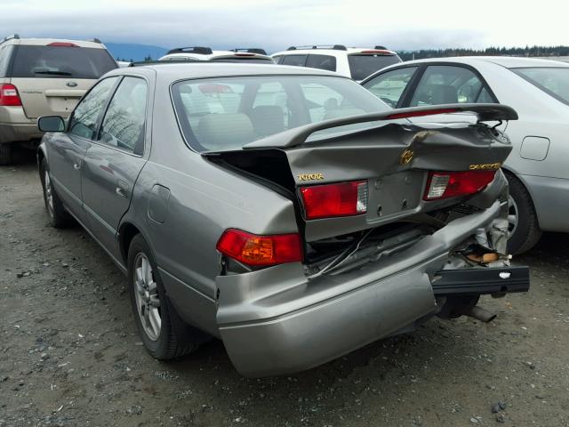 JT2BF28K010304772 - 2001 TOYOTA CAMRY LE BEIGE photo 3