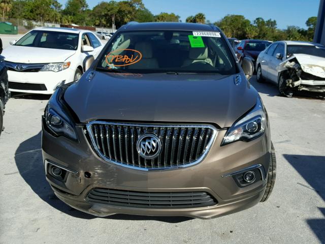 LRBFXBSA3HD007468 - 2017 BUICK ENVISION E BROWN photo 9