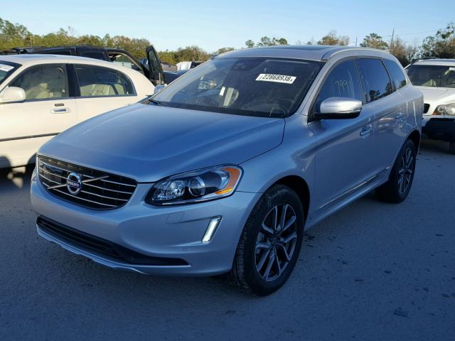 YV440MDM4G2801483 - 2016 VOLVO XC60 T5 SILVER photo 2