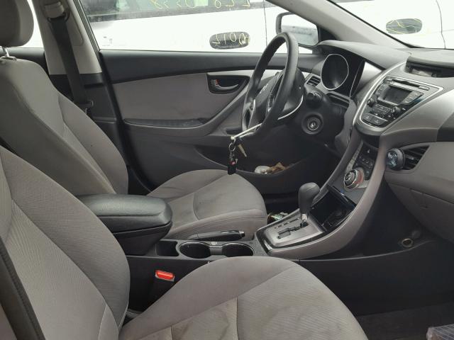 KMHDH4AE0DU918742 - 2013 HYUNDAI ELANTRA GL GRAY photo 5