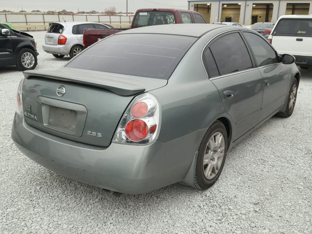 1N4AL11D95N910703 - 2005 NISSAN ALTIMA S GREEN photo 4