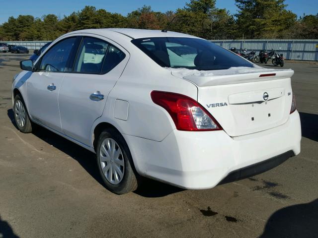 3N1CN7AP9HL815169 - 2017 NISSAN VERSA S WHITE photo 3