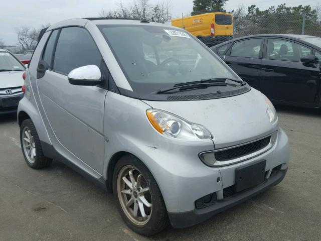 WMEEK31X88K140554 - 2008 SMART FORTWO PAS SILVER photo 1