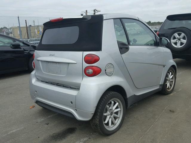 WMEEK31X88K140554 - 2008 SMART FORTWO PAS SILVER photo 4