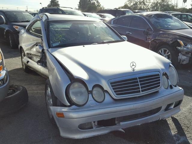 WDBLJ65G6YF126194 - 2000 MERCEDES-BENZ CLK 320 SILVER photo 1