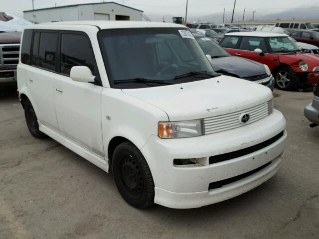 JTLKT334264125698 - 2006 TOYOTA SCION XB WHITE photo 1