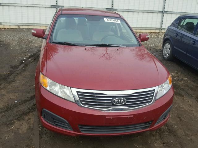 KNAGE228195318401 - 2009 KIA OPTIMA LX RED photo 9