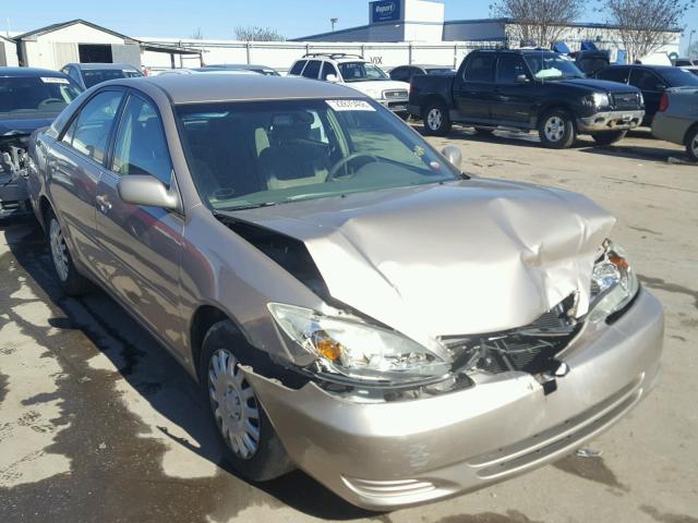 4T1BE32K12U067109 - 2002 TOYOTA CAMRY LE GOLD photo 1