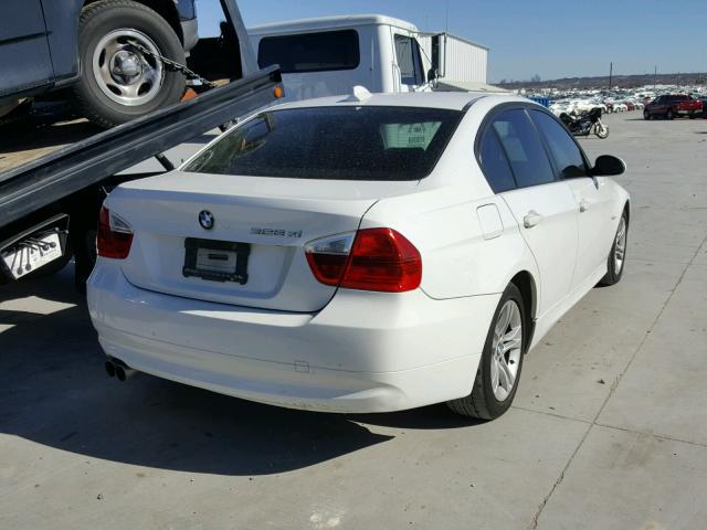 WBAVC93548K044881 - 2008 BMW 328 XI WHITE photo 4