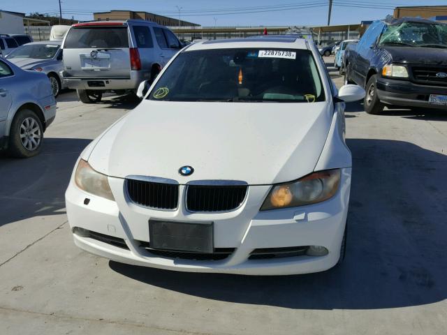 WBAVC93548K044881 - 2008 BMW 328 XI WHITE photo 9