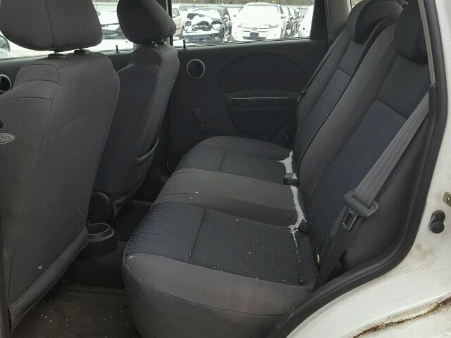 KL1TD66637B764897 - 2007 CHEVROLET AVEO BASE Biały zdjęcie 6