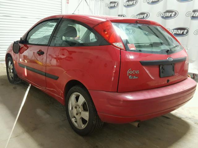 3FAFP31313R192636 - 2003 FORD FOCUS ZX3 RED photo 3