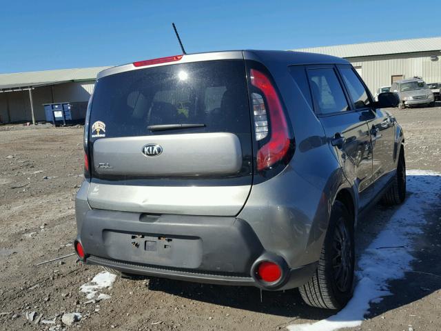 KNDJN2A23E7095718 - 2014 KIA SOUL GRAY photo 4