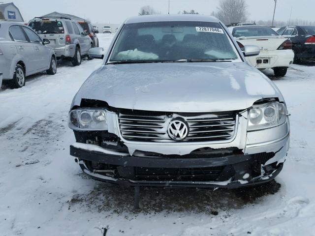 WVWMD63BX3P354786 - 2003 VOLKSWAGEN PASSAT GL GRAY photo 9