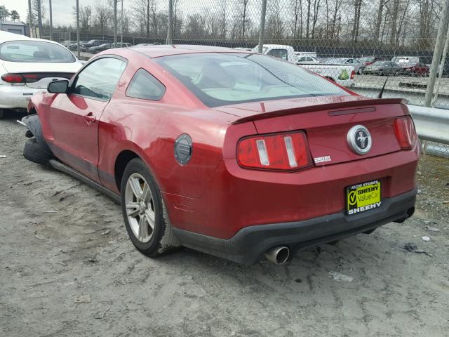 1ZVBP8AN2A5131106 - 2010 FORD MUSTANG RED photo 3