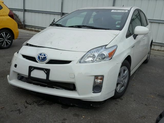 JTDKN3DU0B0255226 - 2011 TOYOTA PRIUS WHITE photo 2