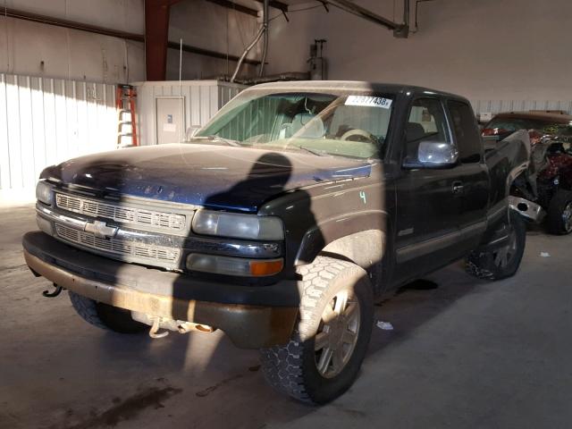 2GCEK19T411375236 - 2001 CHEVROLET SILVERADO SILVER photo 2