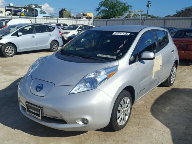 1N4AZ0CP0DC400198 - 2013 NISSAN LEAF S SILVER photo 2