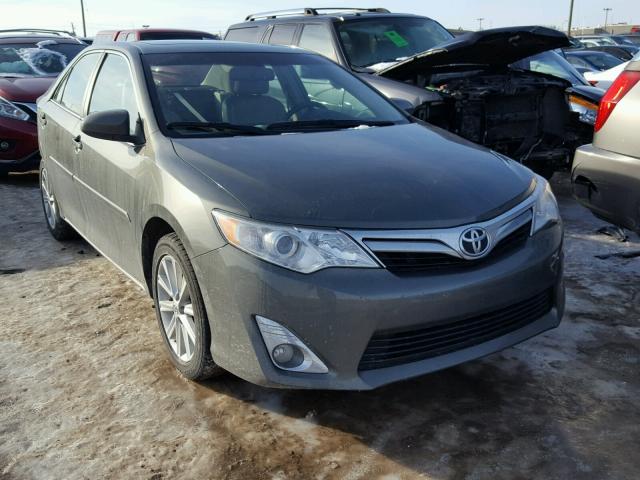 4T4BF1FKXDR302143 - 2013 TOYOTA CAMRY L GREEN photo 1