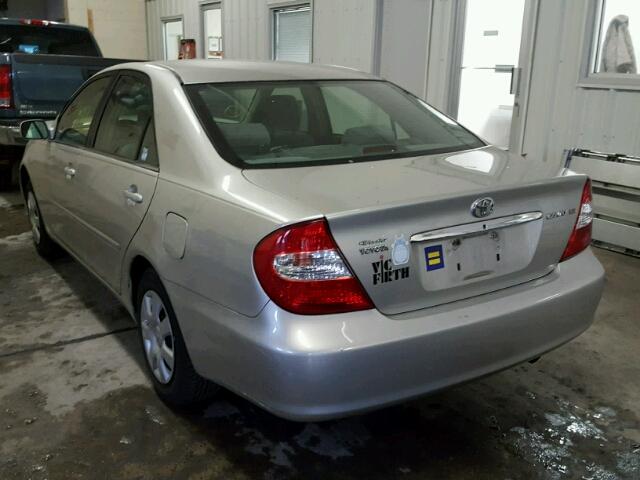 4T1BE32K72U006007 - 2002 TOYOTA CAMRY LE GRAY photo 3