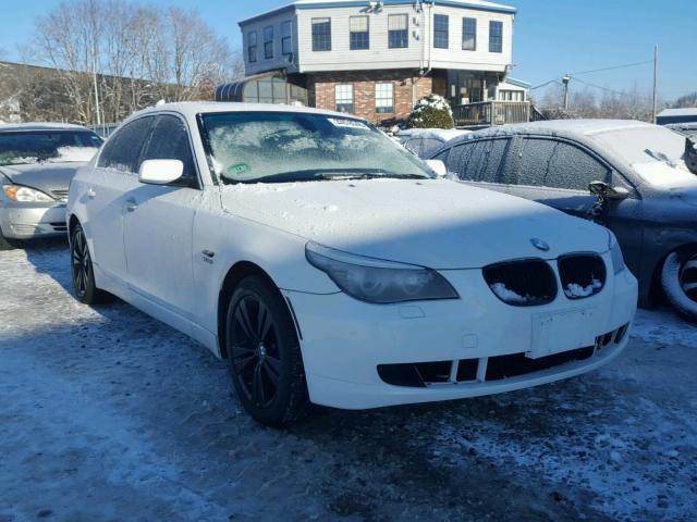 WBANV13599C154767 - 2009 BMW 528 XI WHITE photo 1