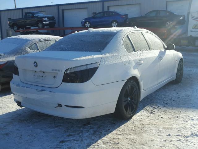 WBANV13599C154767 - 2009 BMW 528 XI WHITE photo 4