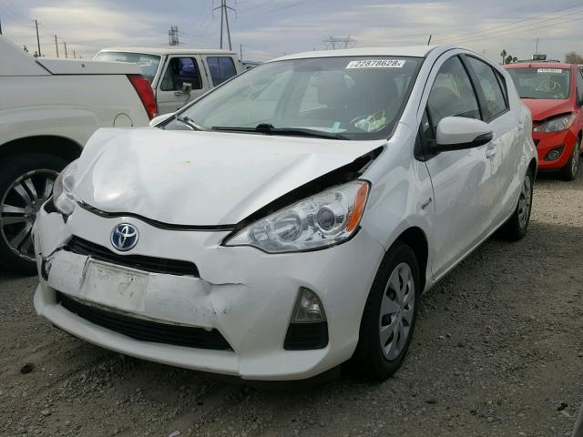 JTDKDTB36D1549921 - 2013 TOYOTA PRIUS C WHITE photo 2