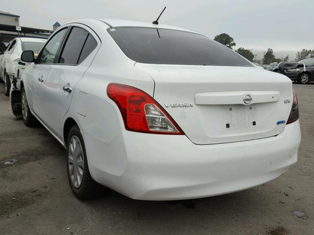 3N1CN7AP7CL828088 - 2012 NISSAN VERSA S WHITE photo 3