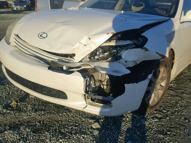 JTHBA30G445019713 - 2004 LEXUS ES 330 WHITE photo 9