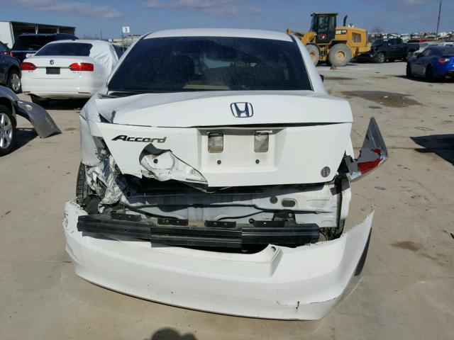 JHMCP26728C029310 - 2008 HONDA ACCORD EX WHITE photo 9