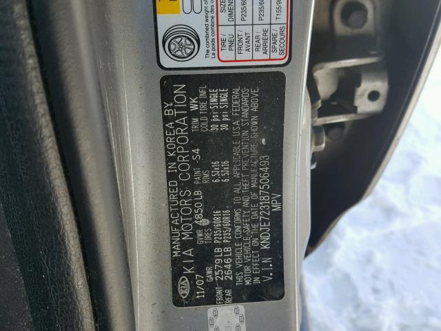 KNDJE723187506493 - 2008 KIA SPORTAGE E SILVER photo 10