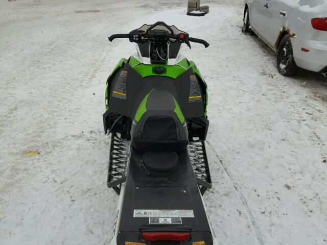 4UF16SNW3GT101109 - 2016 ARCTIC CAT M6 绿色 照片 5