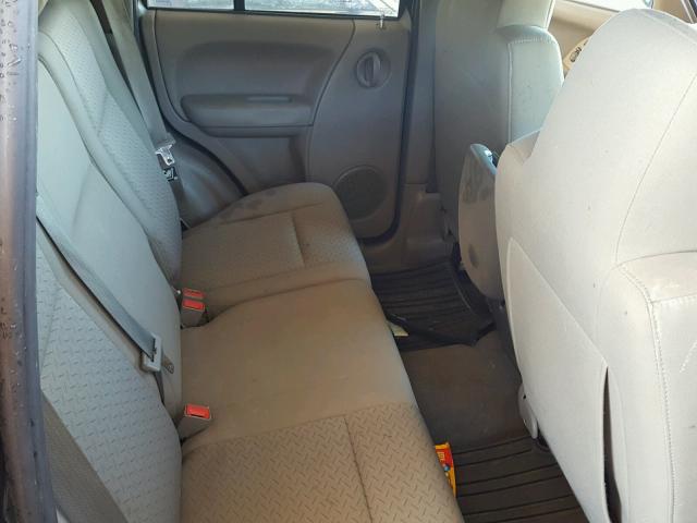 1J4GL38K95W605050 - 2005 JEEP LIBERTY RE GREEN photo 6