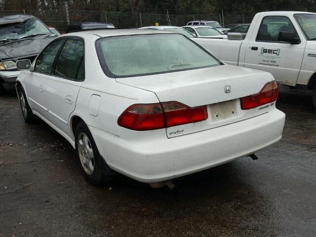 1HGCG1655XA014726 - 1999 HONDA ACCORD EX WHITE photo 3