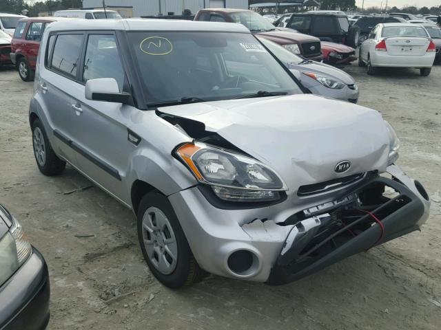 KNDJT2A5XD7769068 - 2013 KIA SOUL SILVER photo 1