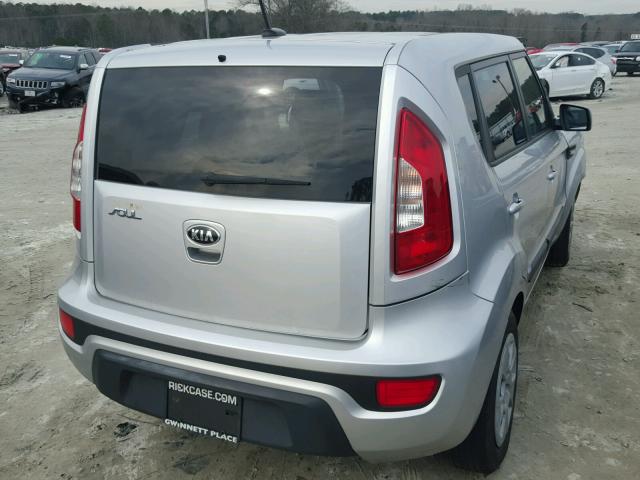 KNDJT2A5XD7769068 - 2013 KIA SOUL SILVER photo 4