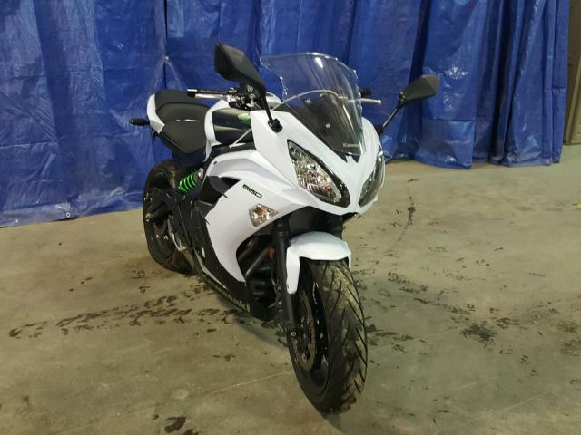 JKAEXEE19FDA19810 - 2015 KAWASAKI EX650 E WHITE photo 1