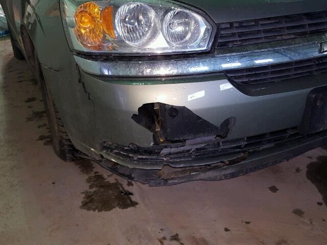 1G1ZT54865F241389 - 2005 CHEVROLET MALIBU LS GREEN photo 9