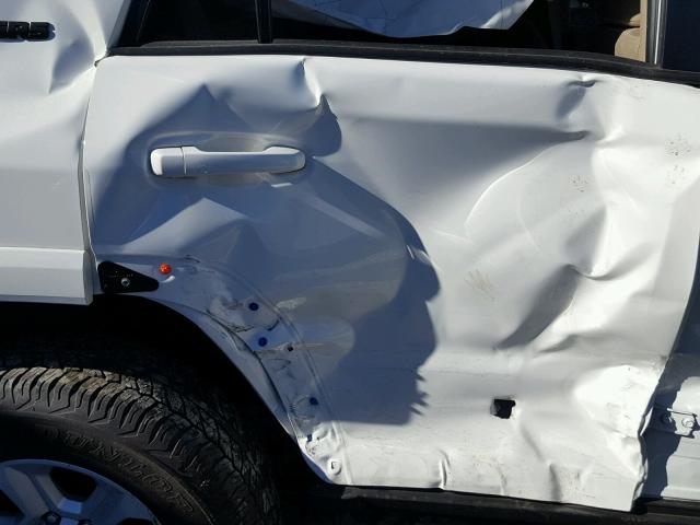 JTEZU5JR6H5148816 - 2017 TOYOTA 4RUNNER SR WHITE photo 9