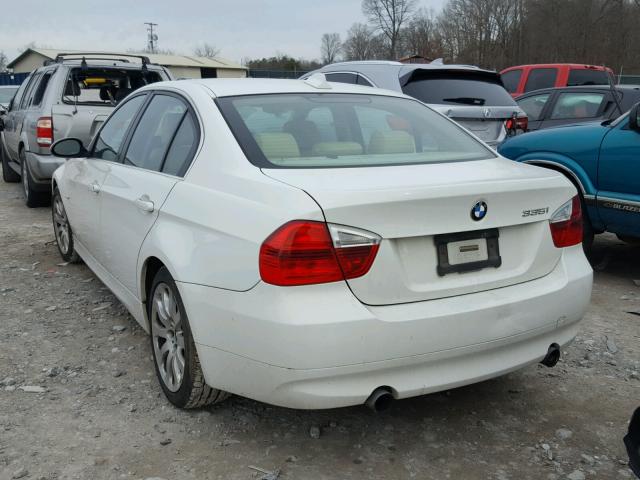 WBAVB73507PA88016 - 2007 BMW 335 I WHITE photo 3