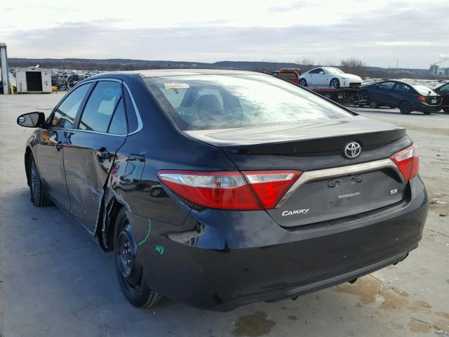 4T1BF1FK7GU211331 - 2016 TOYOTA CAMRY LE BLACK photo 3