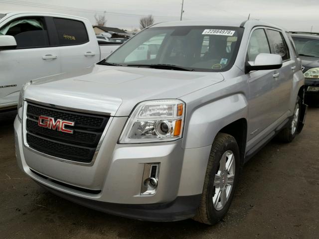 2GKALMEK6F6355580 - 2015 GMC TERRAIN SL SILVER photo 2